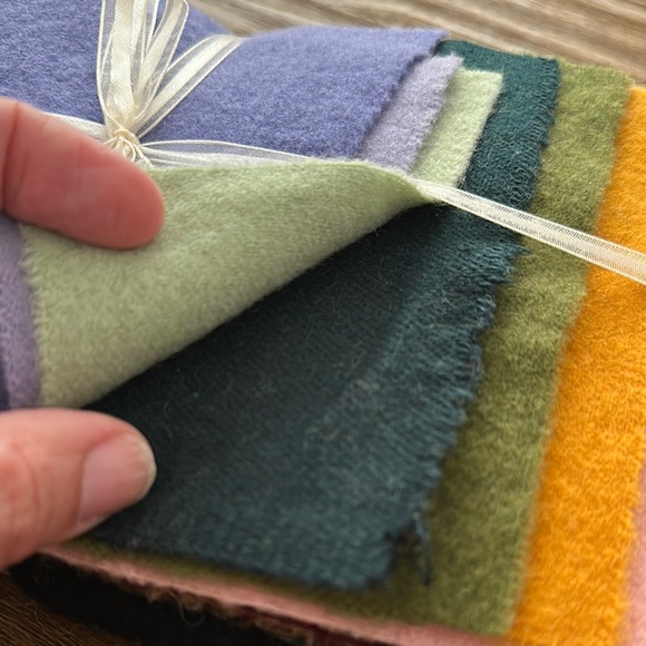 Folk Floral Wool Cottagecore Purse Set New - Picture 10 of 16